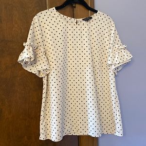 Banana Republic Ruffle Sleeved Blouse L